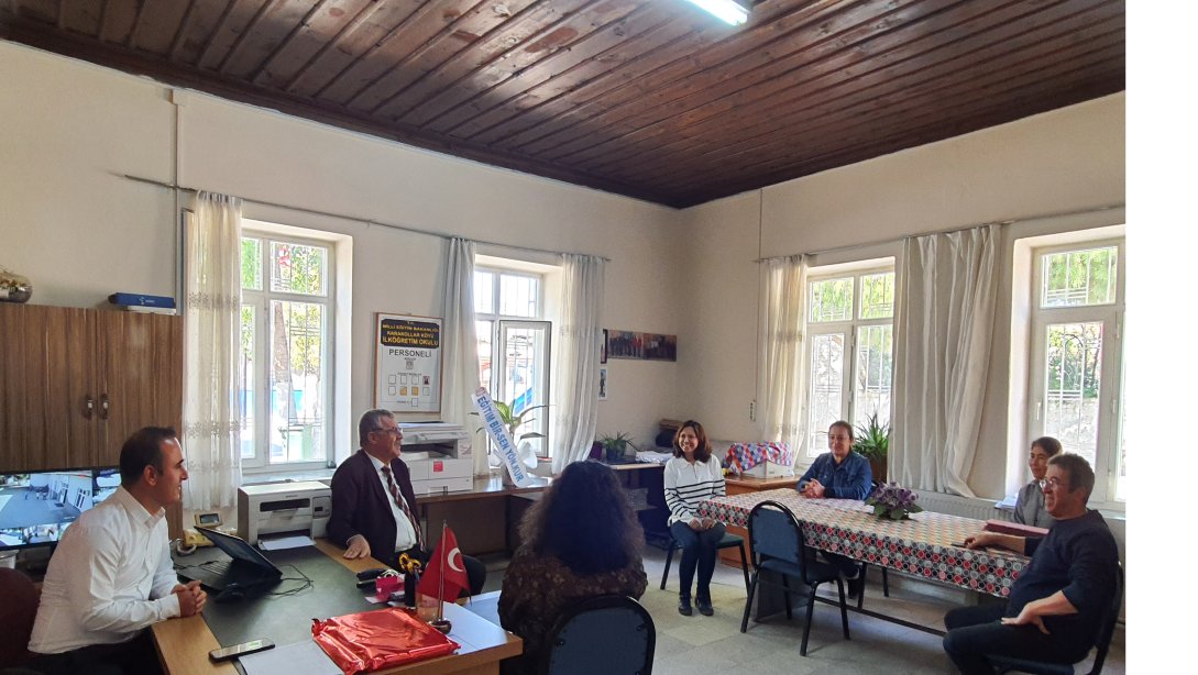İlçe Milli Eğitim Müdürümüz Sn Sadık YAVUZKAN Şehit Polis Necati Aygün İlkokulu nu ziyaret etti